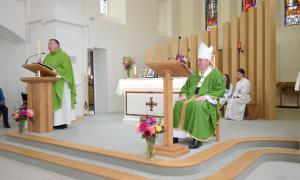 Fr Ciarán address the Congregation